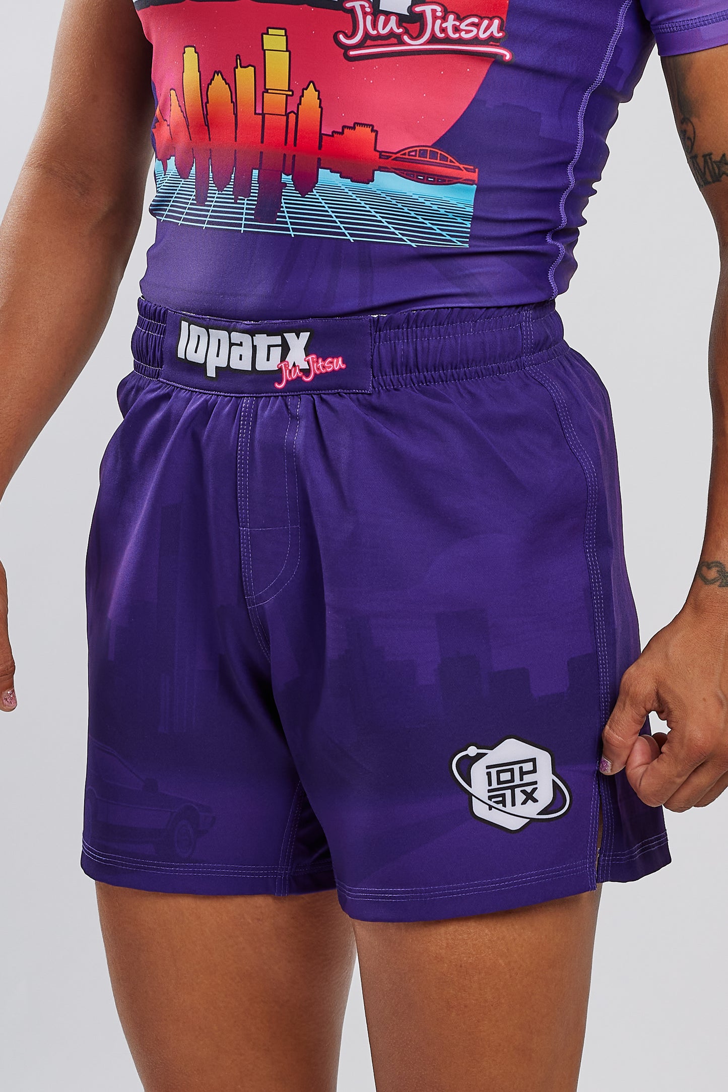 Retro Skyline Velcro-Free 6" Inseam Shorts